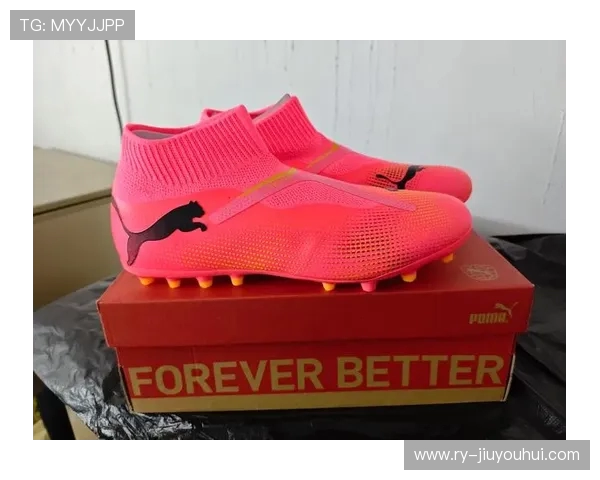 28码足球鞋推荐 专为小脚玩家设计的舒适与性能兼备之选 28码足球鞋推荐 专为小脚玩家设计的舒适与性能兼备之选